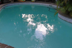 A White  Pool on Gold Coast